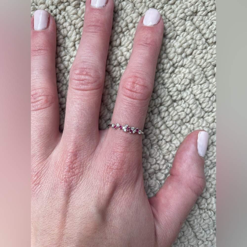 Diamond & Ruby Ring - Picture 3 of 5
